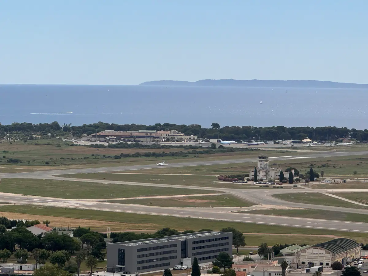 Aéroport de Toulon-Hyères - Côte d’Azur